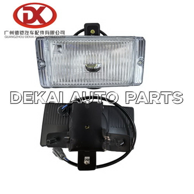 La luz de la niebla de Isuzu 10PE1 CXZ81 CVZ se encuentra en el conjunto RH 8973539541 8 97181940 0