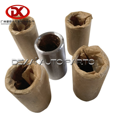 1513510440 1 51351044 0 Revestimiento de las cadenas ISUZU CXZ51K 6WF1 Partes para camiones