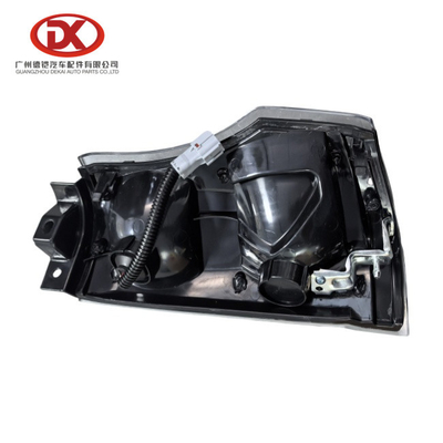 Lámpara LED de niebla LH / RH 600P NPR71 NQR ISUZU 8973539551 8973539541