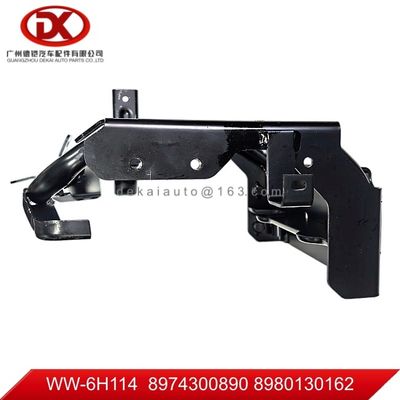 8974300890 8980130162  Soporte de faro derecho GXZ360/6UZ1-TCS