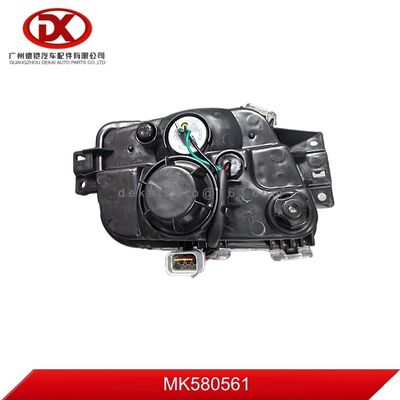 Lámpara de niebla izquierda adecuada para MITSUBISHI MK580561 03-5005L 035005L 214-2051L-UE
