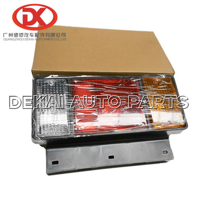La lámpara posterior del NPR 600P ISUZU Body Parts Truck Tail llevó 8942574202