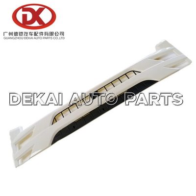 ISUZU Body Parts White Front asa a la parrilla 8974289771 la parrilla NPR 75 L=133 NUEVA